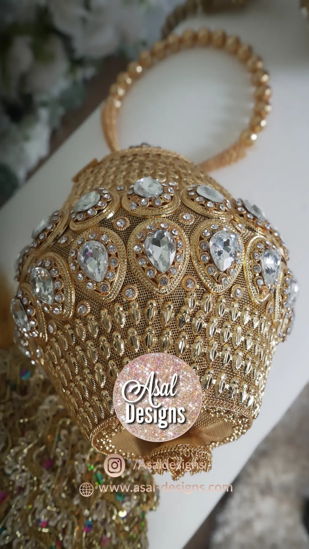 Trend Overseas women gift bridal bag Golden Brass Metal Clutch Sling Bag  Indian Ethnic Antique clutch : Amazon.in: Fashion